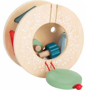 Pull-Along Snail Toy - Close-up details of natural materials
