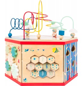 Deluxe Farm Wooden XL Activity Cube & Stool - Close-up details of natural materials