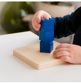 Montessori Vertical Dowel & Chunky Wooden Cubes - Overview - Montessori Toy