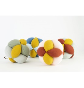 Montessori Grasping Ball with Gentle Inner Chime Bell - Montessori Wooden Educational Toy