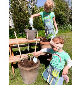 Little Gardener Set: Waterproof Apron, Gloves & Tools - In-Use Lifestyle View 12