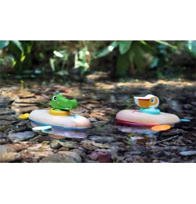 Wooden Floating Pelican Bath & Water Companion - In-Use Lifestyle View 6