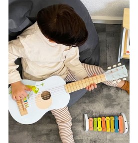 Acoustic Wooden Guitar for Children - Product in use view 6